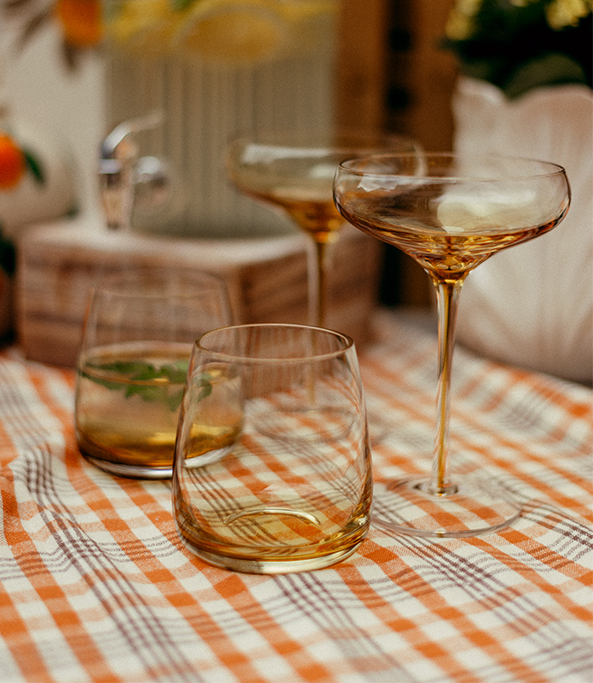 VERRES COLORÉS POUR TOASTS PRINTANIERS